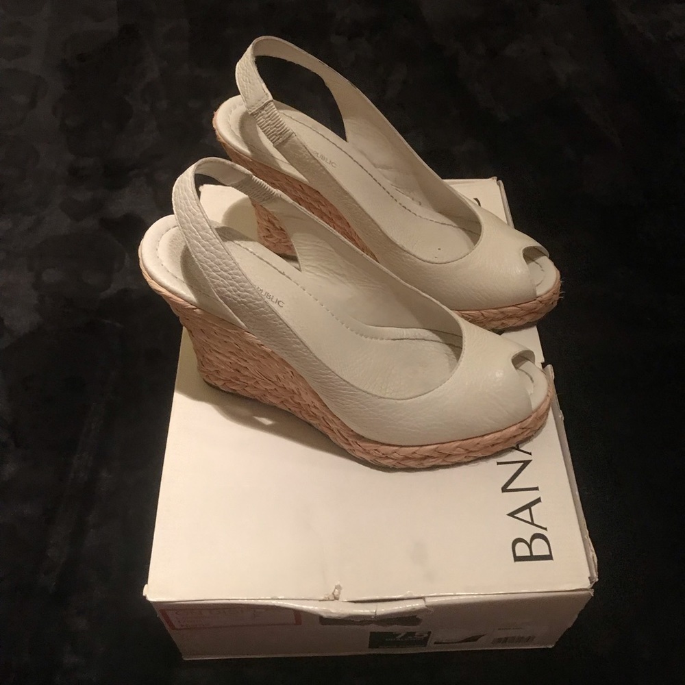 Banana Republic off white leather espadrilles.
